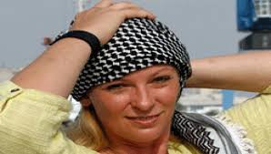 Tony Blair'in Baldızı Müslüman Oldu