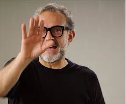 For $90, you can learn how to make pasta like one of the world's most acclaimed chefs. Massimo Bottura Lance Ses Masterclass De Cuisine Sur Le Web Food Sens