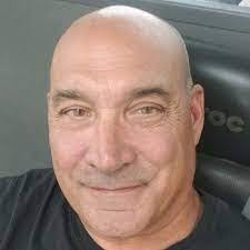 David Lesperance's Instagram, Twitter & Facebook