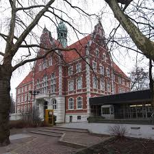 Mehrere vorläufer des rathauses waren 1873/1874 in herne errichtet worden. Datei Herne Town Hall Wanne 01 Jpg Wikipedia