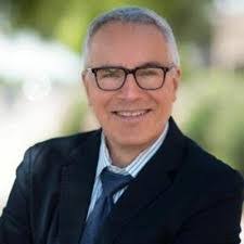 Craig Peck's Instagram, Twitter & Facebook