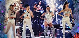 Premios Juventud 2022 Heats Up With These 9 Red Carpet Looks