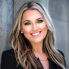 Molly Lange (@MollyKLange)