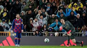 19 هدفا في الدوري الإسباني، ويحتل المركز الثاني على قائمة هدافي الليغا، بفارق 3 أهداف فقط عن النجم الأرجنتيني ليونيل ميسي لاعب برشلونة. Ø­Ø§Ø±Ø³ Ø±ÙŠØ§Ù„ Ù…Ø¯Ø±ÙŠØ¯ ÙŠØ«ÙŠØ± Ø§Ù„Ø¬Ø¯Ù„ Ø§Ù„ÙˆØµÙŠÙ Ø£Ø­Ù‚ Ø¨Ù„Ù‚Ø¨ Ø§Ù„Ù„ÙŠØºØ§ Ø£Ø®Ø¨Ø§Ø± Ø³ÙƒØ§ÙŠ Ù†ÙŠÙˆØ² Ø¹Ø±Ø¨ÙŠØ©