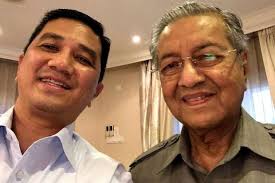 Haziq badgered me for details of azmin's whereabouts in sandakan, says sabah pkr youth leader. News Flash Police Have Found The Original Semburit Video Malaysia Today
