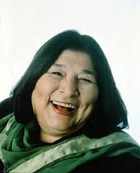With her roots in argentine folk music, in 1950, at age fifteen, she won a singing competition organized by a. Mercedes Sosa Age Bio Faces And Birthday