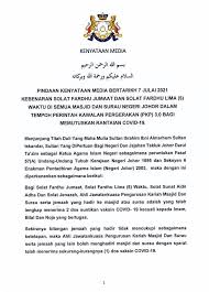Anak bulan dan bintang yang berwarna putih itu menandakan raja yang berdaulat. Xju3tuplz9p1fm