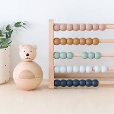 Le Nouveau Boulier Liewood Aux Perles Colorees Ici On Adore Ce Joli Jouet D Eveil Au Design Elegant Et Ep Wood Baby Toys Wooden Baby Toys Natural Baby Toys
