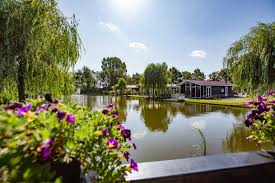 Aktuelle angebote und öffnungszeiten der gartencenter holland filiale dorfstraße 30 in 16341 panketal sowie geschäften in der umgebung. Ferienparks In Holland Online Buchen Topparken