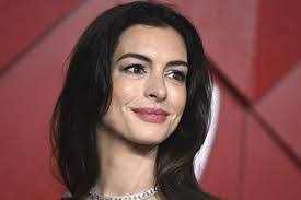 Nicole Hathaway's Instagram, Twitter & Facebook