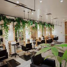 Are you looking for bohemian home decor that will spice up your kitchen, living room, dining room, bedroom or outdoor space? Pin On Salon Design