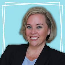 Anne Polo's Instagram, Twitter & Facebook