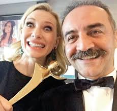 Cebimdeki kelimeler adli tek kisilik tiyatro oyunu ile sahneleri neselendiren insan. Cate Blanchett Yilmaz Erdogan Cate Blanchett Cate Blanchett Films Oscar Winners