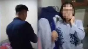 Cerita lucu banget ini jangan ditiru ya kalau nggak pengen jadi dendeng balado. Cerita Lucu Video Suami Pura Pura Shalat Tepergok Selingkuh Di Kamar Diduga Wil Ini Reaksi Istri Surya