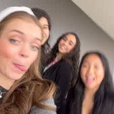 Highs so far for 2025:, ⭐️ besties, ⭐️ rly good coffee , ⭐️ good workouts!  , ⭐️ long walks, ⭐️ SNOW DAY AHH, Not as highs:, ⭐️ saying bye to my  precious baby angel pug, ⭐️ Pranjal (king is not ...