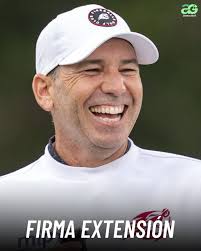 Chocolate de la suerte! 🍀🍫 @fidel.baeza recibió a @marycarmenlara_ en su  cocina para crear la 'Lucky Frog' que recibieron los jugadores durante su  participación en el @mexicoopen #AztecaGolf #MexicoOpenAtVidanta #AsiSeVive