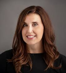 Ada Klein's Instagram, Twitter & Facebook