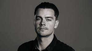 Pat Rowley's Instagram, Twitter & Facebook