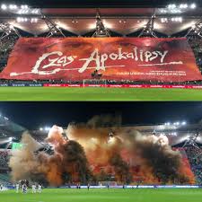 ˈlɛɡʲja varˈʂava), known in english as legia warsaw, is a professional football club based in warsaw, poland.legia is the most successful polish football club in history winning record 15 ekstraklasa champions titles, a record 19 polish cup and four polish supercup trophies. Ultras World Legia Warszawa Vs Cracovia 09 10 2020 Facebook
