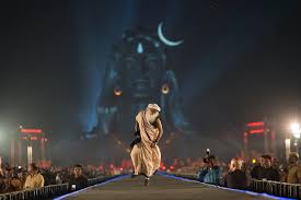 sadhguru jaggi vasudev wiki biography age isha yoga history wife images news bugz news bugz