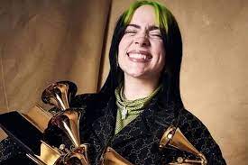 Имя билли айлиш, наверное, пока еще знакомо далеко не всем. Billi Ajlish Priznalas Chto V Detstve Byla Religioznym Chelovekom Popcake