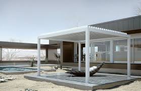 Freistehende Pergola Mit Verstellbarem Dach Kedry Von Ke Protezioni Solari Moderne Pergola Sonnenschutz Terrasse Pergola