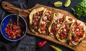 La comida típica de monterrey más representativa la componen platos como el cabrito asado o cabrito al pastor, machaca o machacado, arrachera en este caso, el plato debe su nombre al tipo de corte de la carne de res procedente del diafragma de la vaca. Comida Tipica De Mexico 10 Platos Imprescindibles