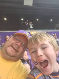 Lance Loomis (@LanceCLoomis)