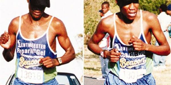 The brothers were photographed wearing their watches on different wrists.
