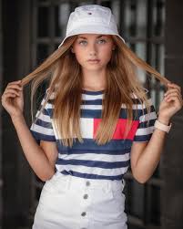 Maddie ziegler the hostage (season 6, episode 18) !!maddie`s last solo!! 1 758 Me Gusta 207 Comentarios Laila Ziegler Lailaziegler En Instagram Follow Your Dreams They Know The Way Vielen Dank Pottport Comentarios