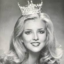 Janet Ward Black: Turtle