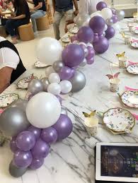 Lavender Silver And White Table Runner Organic Balloon Style Lavender Balloons White Party Theme Balloon Centerpieces