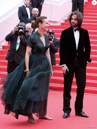 Charlotte tarbouriech et louis giacobetti, en février 2017 sur facebook. Carole Bouquet Et Son Fils Dimitri Rassam Montee Des Marches Du Film Foxcatcher Lors Du 67 Eme Festival Du Film De Cannes Cannes Le 19 Mai 2014 Purepeople