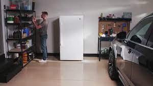 Free shipping on most orders over $35. Ge Garage Ready 21 3 Cu Ft Frost Free Upright Freezer In White Energy Star Fuf21dlrww The Home Depot