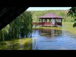 Hotelul ciric se află la malul lacului ciric, la 5,6 km de centrul orașului iași și la 2,8 km de aeroport. Lacul Ciric IaÈ™i Youtube