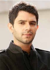 Arjun Mathur's Instagram, Twitter & Facebook