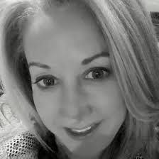 Wendy Whitlock's Instagram, Twitter & Facebook