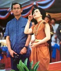 ใครเป็นคอสตูมให้ในหลวงคะ วันที่ 4 นี่ไม่โอเลย ในหลวงปกติ. 33 à¸ à¸²à¸žà¹€à¸¡ à¸­à¸„à¸£ à¸‡à¸¢ à¸‡à¸—à¸£à¸‡à¸žà¸£à¸°à¹€à¸¢à¸²à¸§ à¹à¸¥à¸°à¹€à¸£ à¸­à¸‡à¸£à¸²à¸§à¸„à¸§à¸²à¸¡à¸£ à¸à¸‚à¸­à¸‡ à¹ƒà¸™à¸«à¸¥à¸§à¸‡à¹à¸¥à¸°à¸žà¸£à¸°à¸£à¸²à¸Š à¸™ Pantip