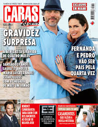 E é a esse «namoro» que se tem dedicado desde que o coronavírus a obrigou ao isolamento. Pin Em Capas Covers