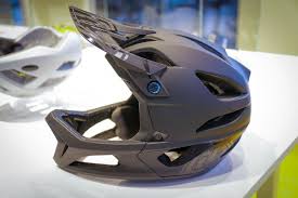We stock giro products ready for fast and efficient shipping. Troy Lee Design Stage Mips Mountain Bike Helmet In 2021 Mountain Bike Helmets Best Mountain Bikes Bike Helmet