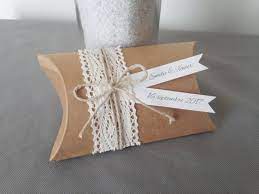 Boite A Dragees Kraft Dentelle Cadeau De Remerciement Etsy Cadeaux De Remerciement Boite Dragees Boite Dragees Mariage