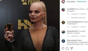 Слушать песни и музыку лариса долина онлайн. Omon Arestoval Larisu Dolinu V Nochnom Klube Novosti Larisa Dolina Pevica Arest Znamenitosti Shou Biznes