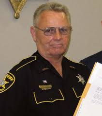 May010Lawman:Layout 1.qxd