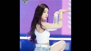 In particular, the lyrics that go, 'don't try to fit me into your standards. Itzy Lia Dalla Dalla Fancam Youtube