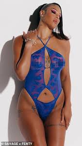 I regret what i said in the heat of the moment and want to sincerely apologize to liz and the entire aces. Liz Cambage Flaunts Her Sizzling Figure In Sexy Mesh Lingerie To Endorse Fenty 247 News Around The World