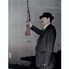 106 likes 7 comments صور القائد الشهيد 4t1i on instagram صدام صدام حسين العراق اربيل الامارات ا in 2021 cute disney drawings disney drawings cute disney