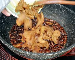 Resepi ringkas sesuai untuk yang gemar memasak ringkas, asal boleh jer haha. Resepi Daging Masak Kicap Cili Api