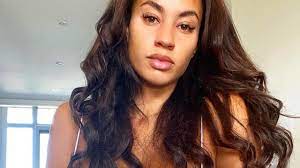 Love Island star Phoebe Thompson shares naked photo that ruined her life |  news.com.au — Australias leading news site