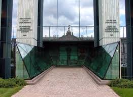 Sn uwzględnił skargę nadzwyczajną od wyroku, który nakazał przeprosiny za przypisanie powodowi płatnej współpracy ze służbą bezpieczeństwa prl. Sad Najwyzszy Infor Pl