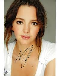 Tricia Bassett's Instagram, Twitter & Facebook